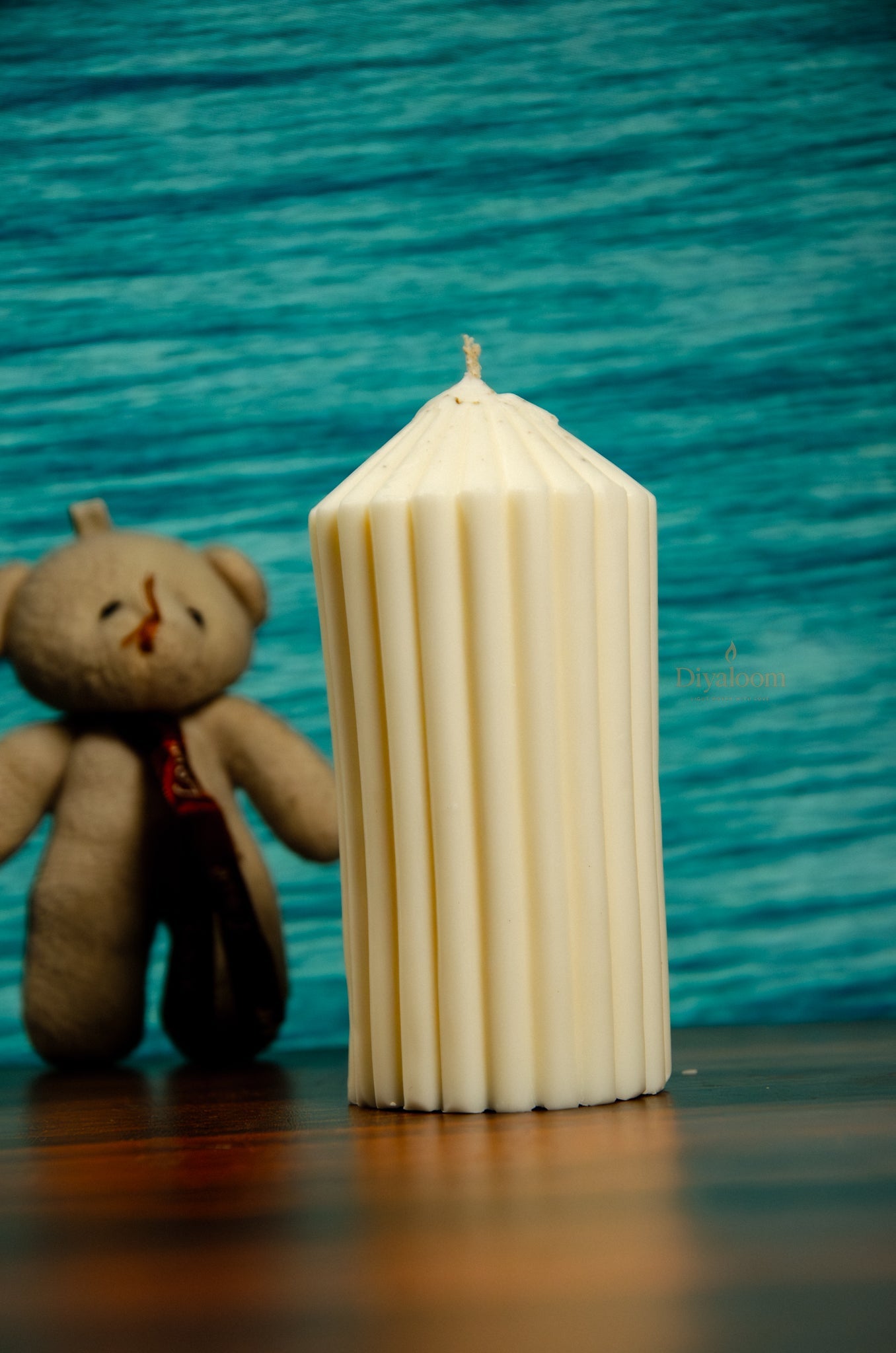Tomb Pillar – Ribbed Soy Wax Candle Diyaloom