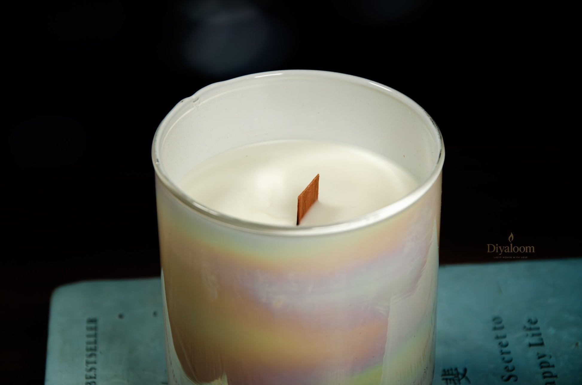 Iridescent Glow Jar Candle Diyaloom
